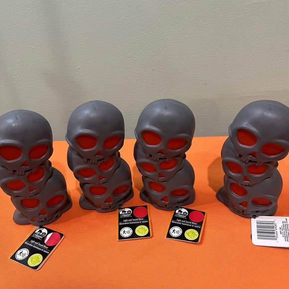 Gray Skull String Lights and Black Spider LED Candles - Picture 5 of 11